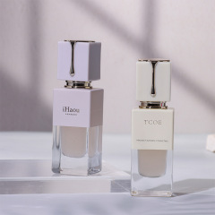 New two-color process liquid foundation bottle 20ML isolation bottle 30ML essence liquid empty bottle 50ML wood grain cover