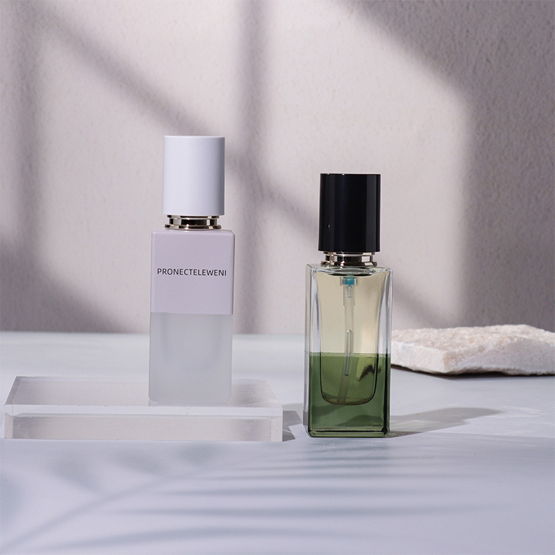 30ML single product liquid foundation glass bottle packaging material two-color process essence liquid sub-bottle 50ML original liquid empty bottle