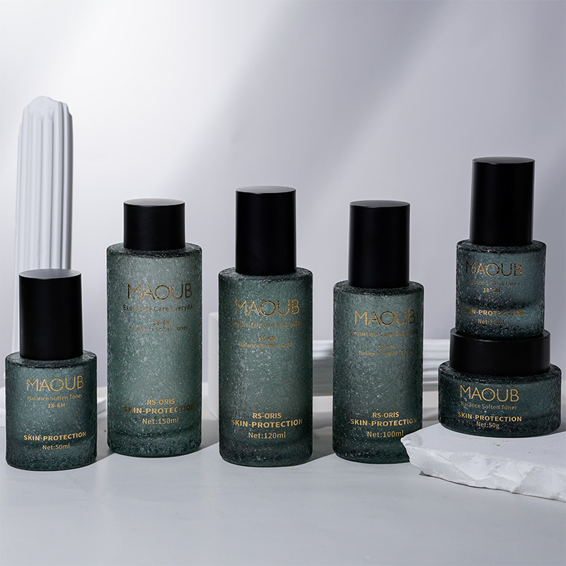 Straight round slightly fat cosmetic glass packaging material Flat shoulder lotion bottle 150ML toner moisture bottling
