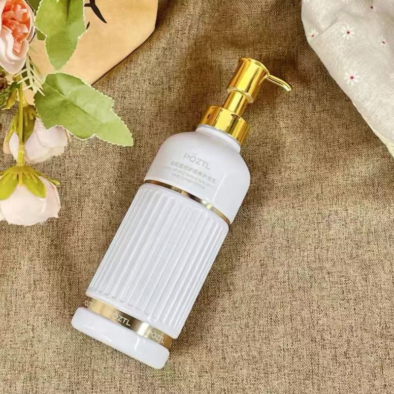 500ml Black PET Plastic Bottle with Golden Pump