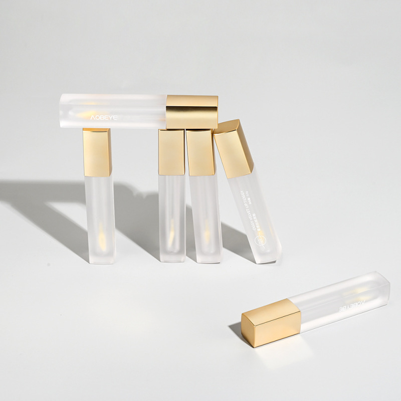 Custom high quality lip glaze tube concealer pen packaging square lip oil lipstick lip gloss tube with brush makeup packaging material