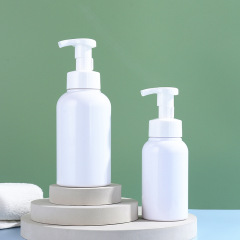 Manufacturer 300ml foam bottle simple press plastic white round shoulder packaging mousse cleansing hand soap foam bottle