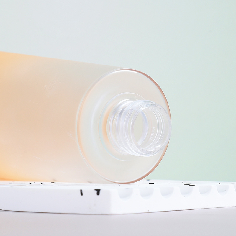 Manufacturer 250ml bath oil bottle transparent PETG thick wall cosmetic packaging material round push lotion bath oil bottle