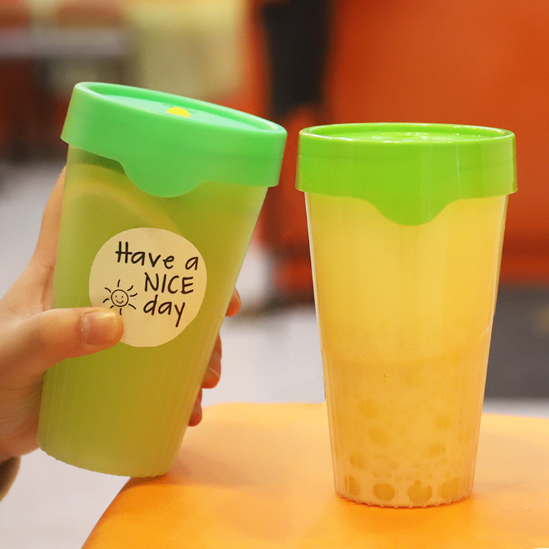 Disposable transparent plastic bottle pet bottle 600ml vertical stripe cup milk tea cup spot wholesale