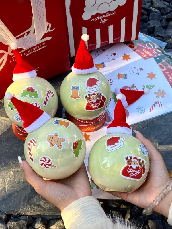Christmas spherical bottle creative disposable Christmas juice milk tea cup pet380ml food grade plastic bottle customization