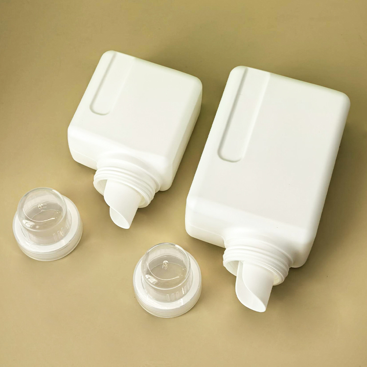 Factory-produced 250ML, 600ML, and 1000ML PE daily chemical packaging square laundry detergent bottles with logo printing available