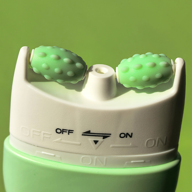 120ml Green Double Roller Neck Massage Cream Flat Plastic Bottle