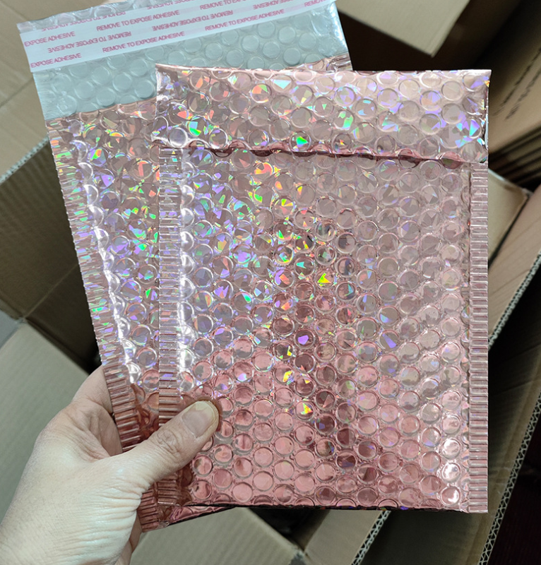 Rose Gold Laser Film Self-Seal Bubble Mailers Bags for E-Commerce Clothing Packaging, Express Shipping Bags