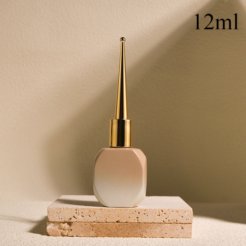 Nail polish bottles available: square bottles, 10ml and 15ml, light-proof empty nail polish bottles.