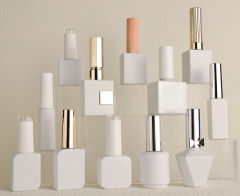 Nail polish bottles available: square bottles, 10ml and 15ml, light-proof empty nail polish bottles.