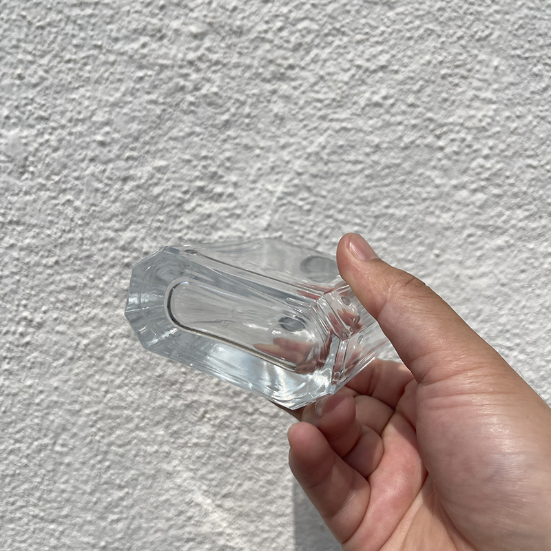 Perfume beauty sample bottle 50ml100ml transparent perfume bottle portable sub-packaging press spray bottle perfume empty bottle