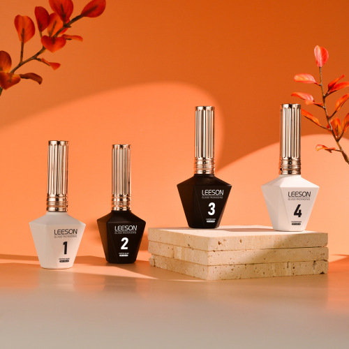 Factory wholesale of new 13ml gel nail polish empty bottles, black and white nail polish bottles, base coat and top coat refill empty bottles.