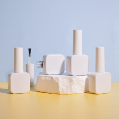 10ml spray-on colored gel nail polish dispenser, empty electroplated nail polish bottle, light-proof glass bottle.