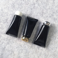 Black 40g cosmetic tube, black light-proof packaging, black bottle packaging.
