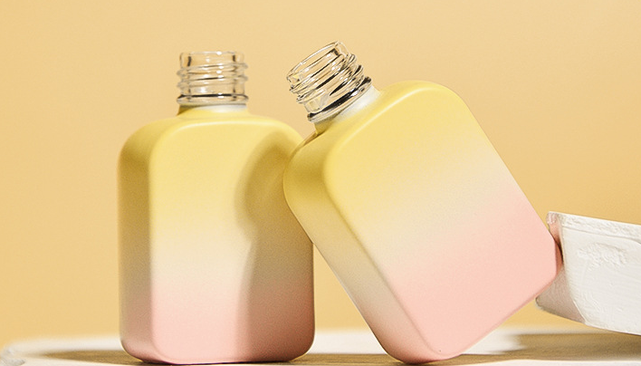 Factory New Hot Selling Product: 12ml Colored Spray Nail Polish Gel Glass Bottle - New Nail Polish Bottle