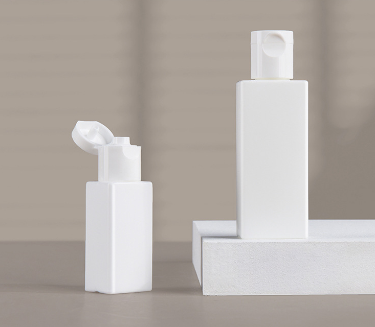 PE flip-top tube pump bottle for cosmetics, plastic essential oil/lotion dispensing bottles, trial size/samples.