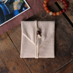 Cotton and linen jewelry bags, triangular bags, brocade pouches, small cloth bags, jewelry packaging bags, rope bags, logo-printed bags, wholesale available.