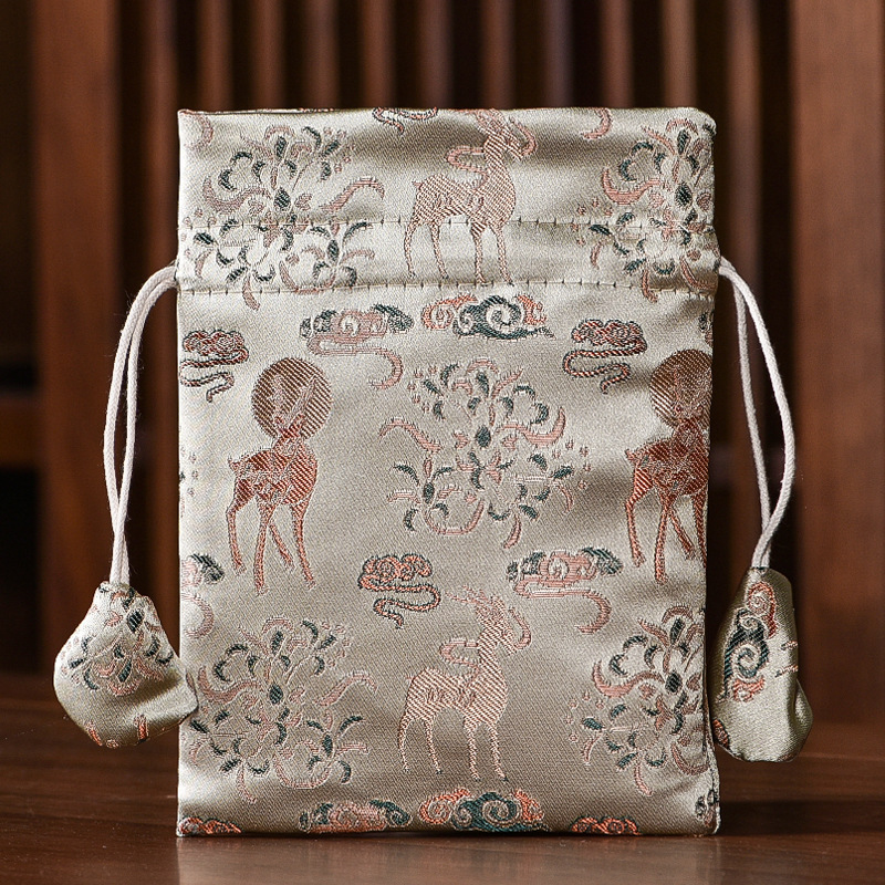 Brocade high-end jewelry bag, antique bracelet bag, Chinese brocade pouch, small cloth bag, lucky bag, Buddhist bead bag, bead playing bag