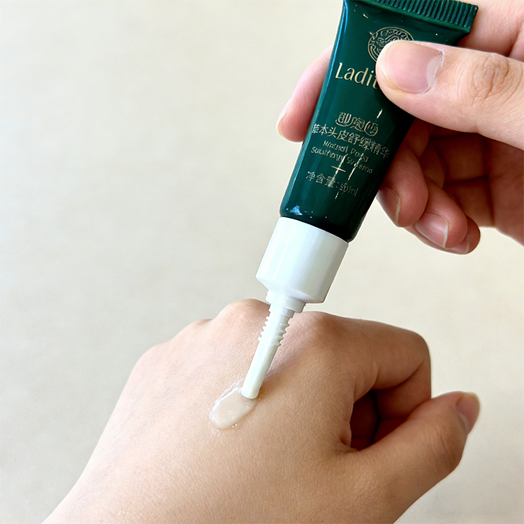 Custom 5ml PE Plastic Fine-Tip Squeeze Tube