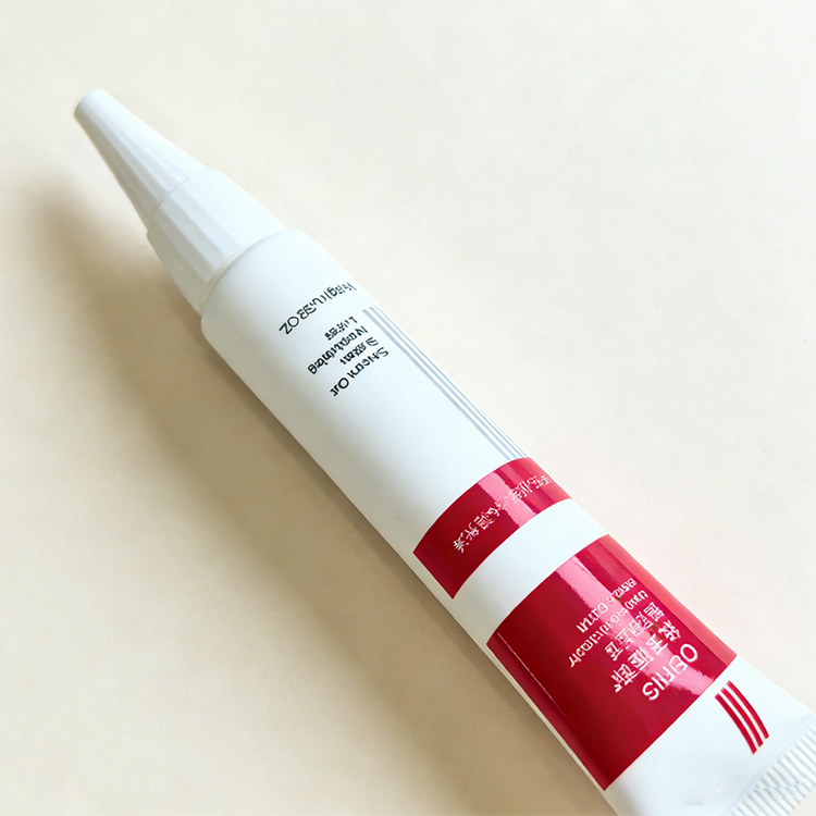 Custom 135ml PE Plastic Fine-Tip Squeeze Tube