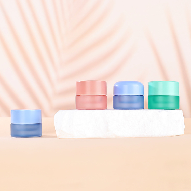 5g Colored Glass Round Jar with Child-Resistant Cap