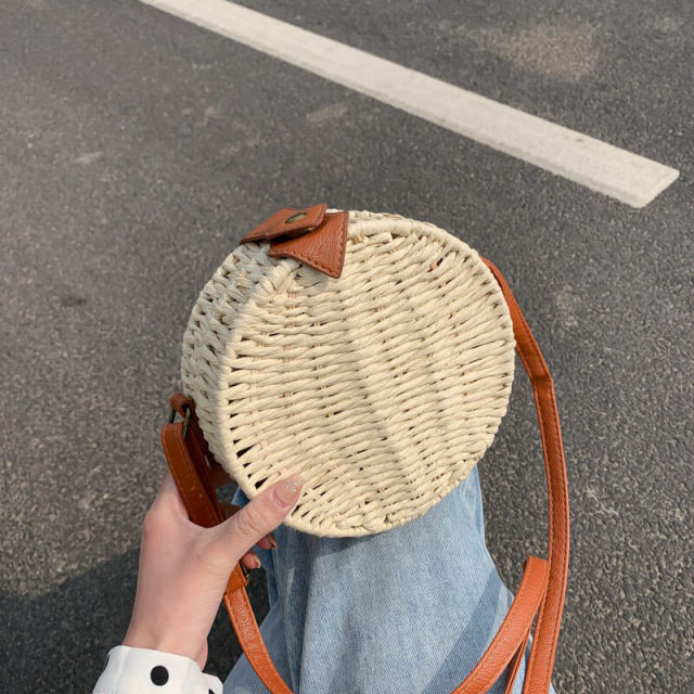 OOVOV Shoulder Straw Bag for Women Handwoven Round Rattan Crossbody Bag