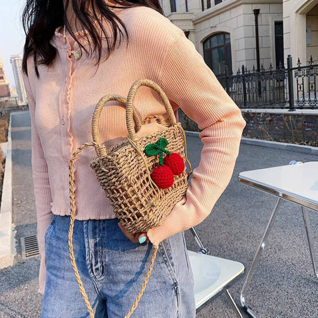 OOVOV Straw Bag For Women,Cute Strawberry Summer Tote Bag Handwoven Beach Handbag Shoulder Bag