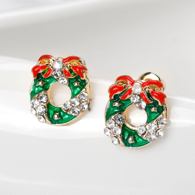 OOVOV Christmas Earrings Holiday Stud Earrings for Women Girls Thanksgiving Xmas Jewelry Snowflake Wreath Earrings