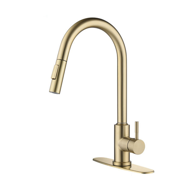 OOVOV Kitchen Faucet 360 Degree Swivel Kitchen Faucet High Arc Pre-Rinse Brass Kitchen Faucet with Deck Plate Kitchen Faucet with Pull Down Sprayer