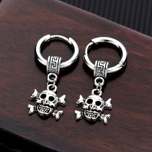 OOVOV Retro Punk Style Men's Stud Earrings,Street Hip Hop Earrings for Men and Women,Skull Earrings