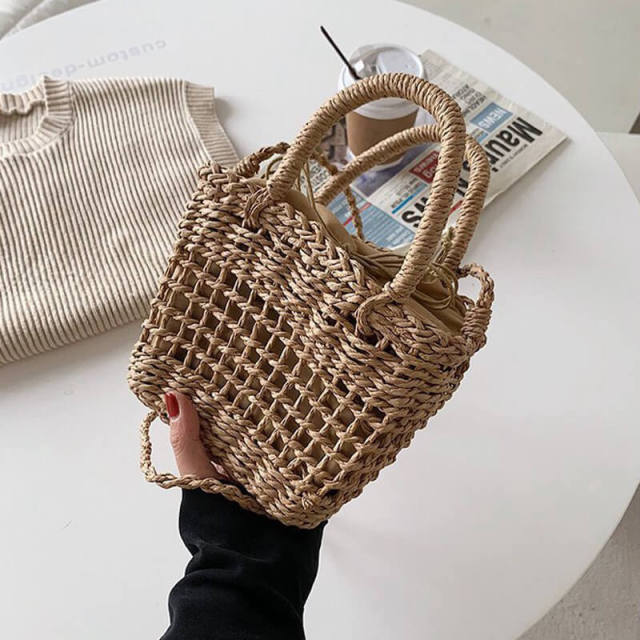 OOVOV Straw Bag For Women,Cute Strawberry Summer Tote Bag Handwoven Beach Handbag Shoulder Bag