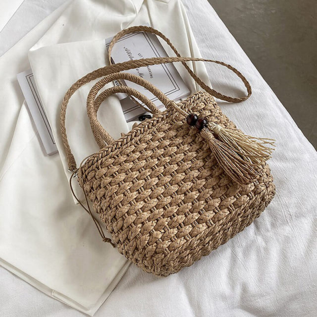 OOVOV Retro Straw Handbag For Women Summer Beach Bag Handmade Woven Shoulder Bag Tassel Picnic Bag