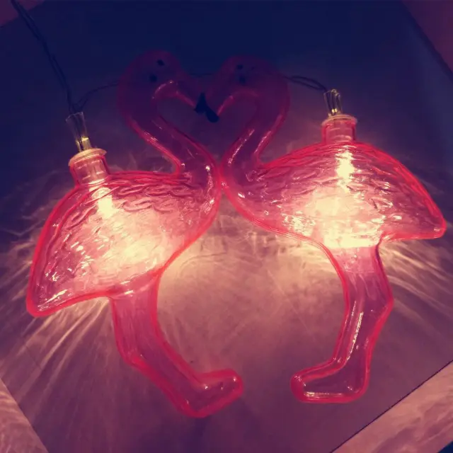 OOVOV Pink Flamingo Lights Outdoor LED String Lights 1.6m Set of 10 Battery Operated Flamingo Fairy Lights Tropical Themed String Light for Wedding Ga