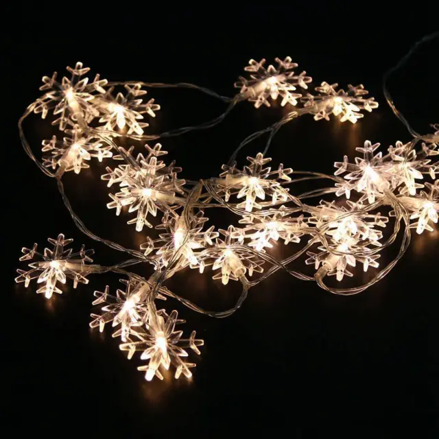 OOVOV Snowflake String Lights 3 Meter 20LED String Lights Christmas Snowflake Lights Snowflakes Plastic Fairy Lights Decorations