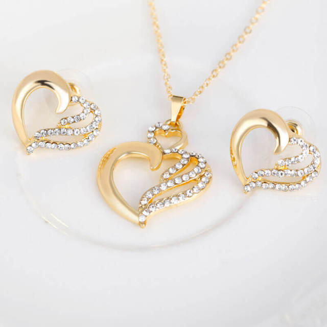 OOVOV 4Pcs Jewelry Set For Women Inlaid Zircon Heart Necklace Earrings Ring Bracelet Fashion Sets