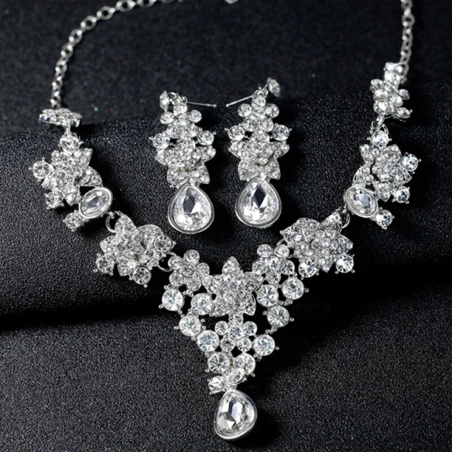 OOVOV Womens Zircon Elegant Bridal Floral Cluster Star Teardrop Statement Necklace Earrings Set