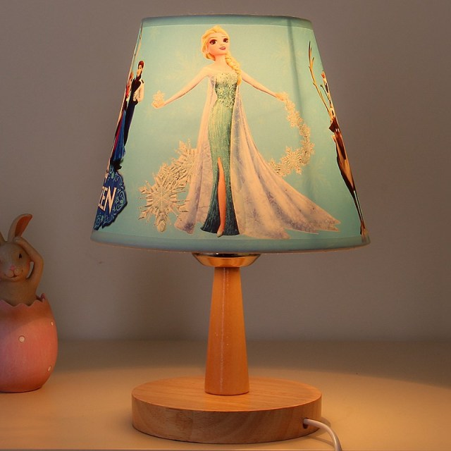 OOVOV Children Desk Lamp Cute Wood Table Lamp With Cartoon Fabric Lampshade for Baby Room Night Light Small Table Light H26cm