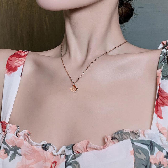 Romantic Three-dimensional Butterfly Necklace Titanium Steel Rose Gold Butterfly Sanding Necklace for Women Necklaces Ins Cold Wind