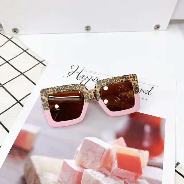 1-6Years Kids Boy Girl Sunglasses Anti-UV Square-Shaped Decorative Glasses