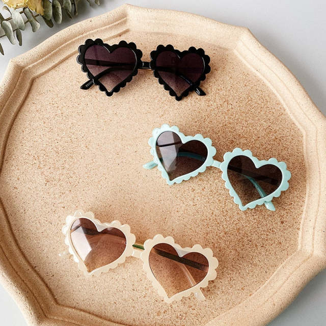 Infant Boy Girl Sunglasses Love Shape Kid Eyeglasses Beach Eyewear