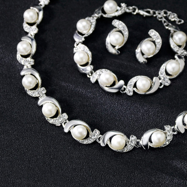 Wedding Bridal Simulated Pearl Necklace Bracelet Earrings Jewelry Set for Women Fashion Zircon Jewelry Sets