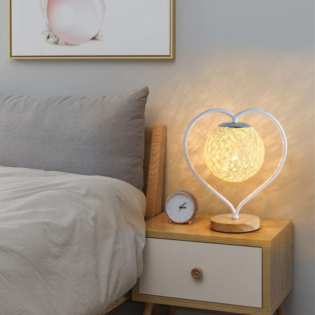 Table Lamp - Iron Heart Shape with Rattan Ball Shade Table Light Decorative Lamp Home Bedroom Bedside Romantic Decoration