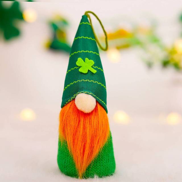 4Pcs Christmas Tree Hanging Gnomes Ornaments, Green Plush Gnome Santa Shamrock Hanging Home Decorations Christmas Holiday Decor