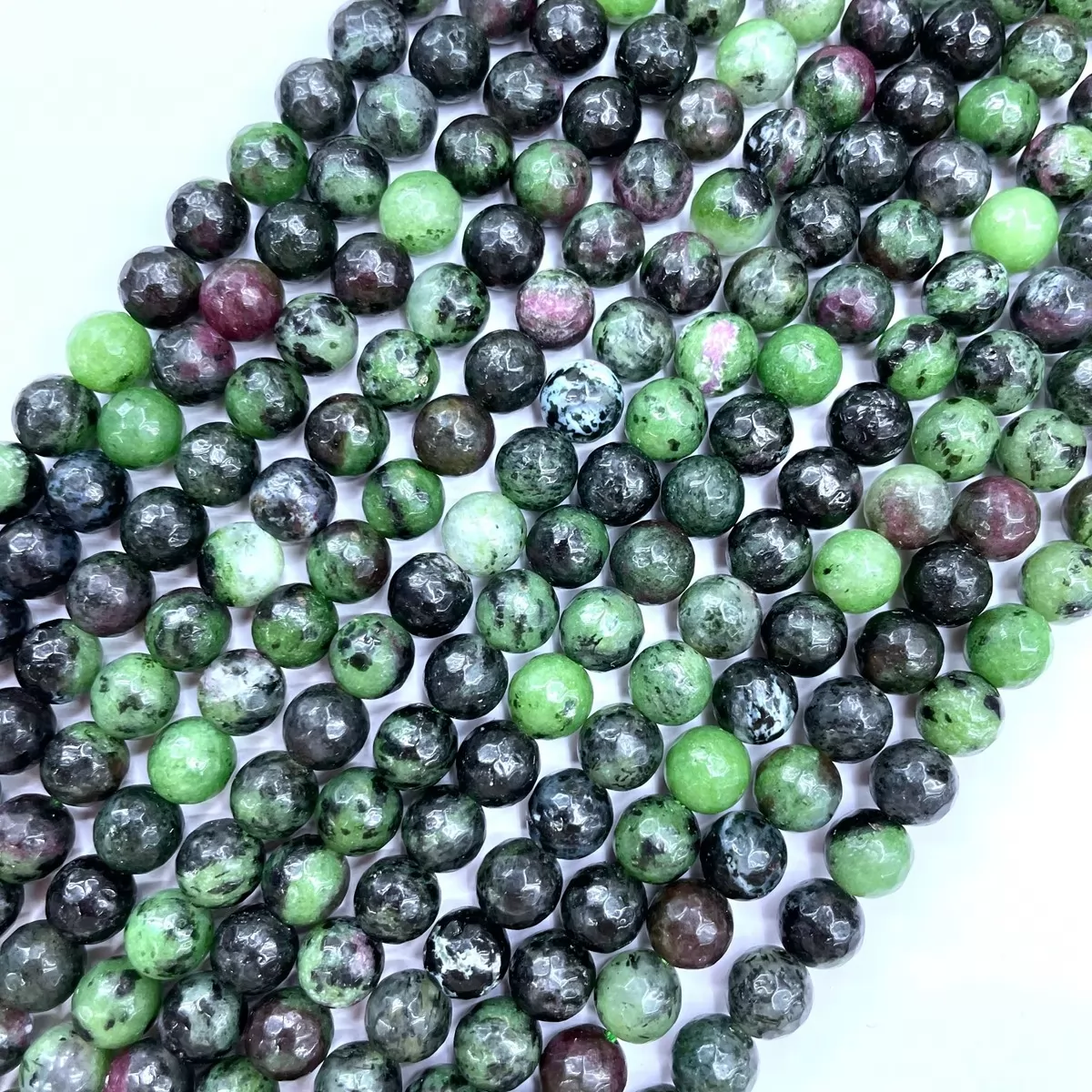 Ruby Zoisite, Faceted Round,4-12mm, Approx 380mm