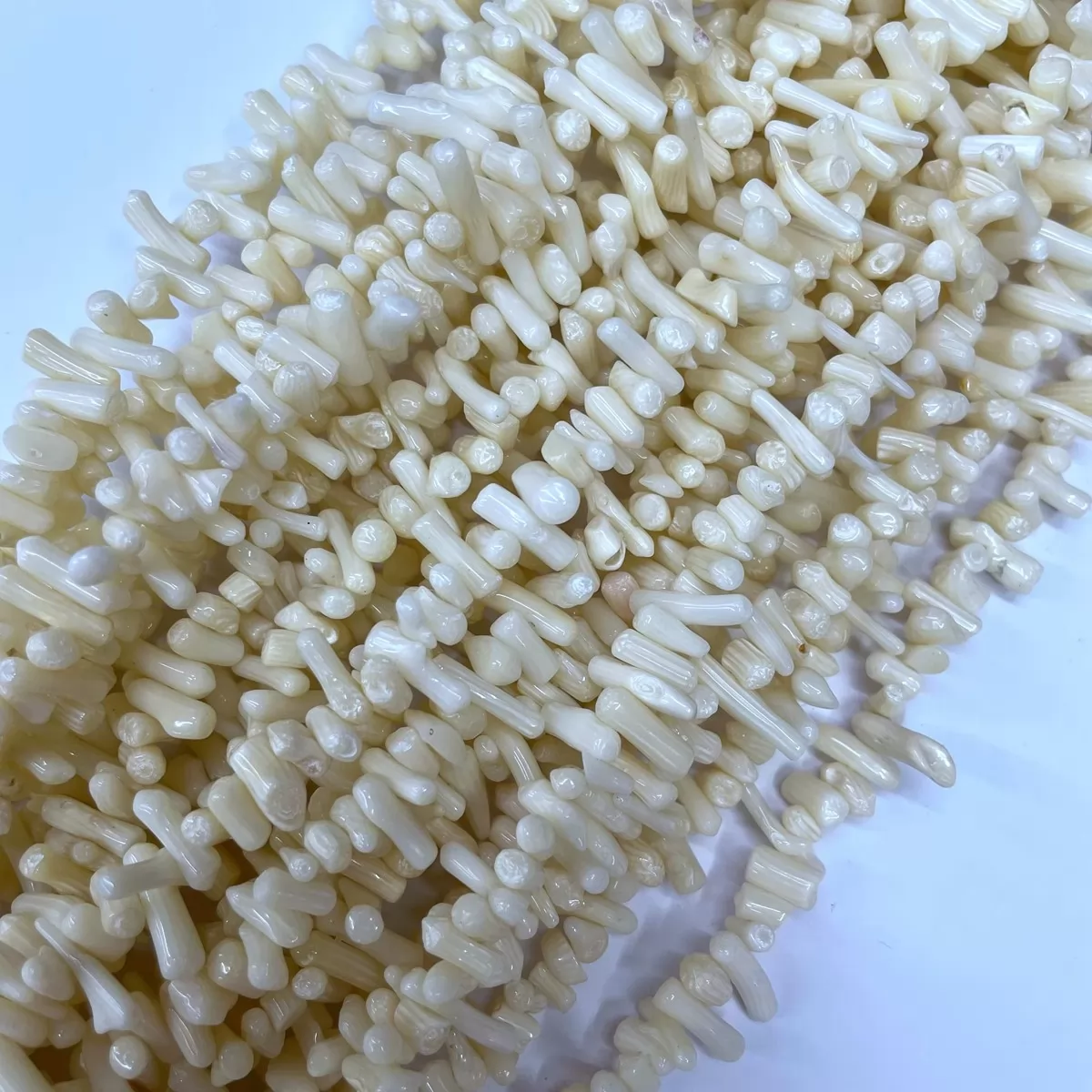 White Coral, 32'' Chips, Approx 5-8mm