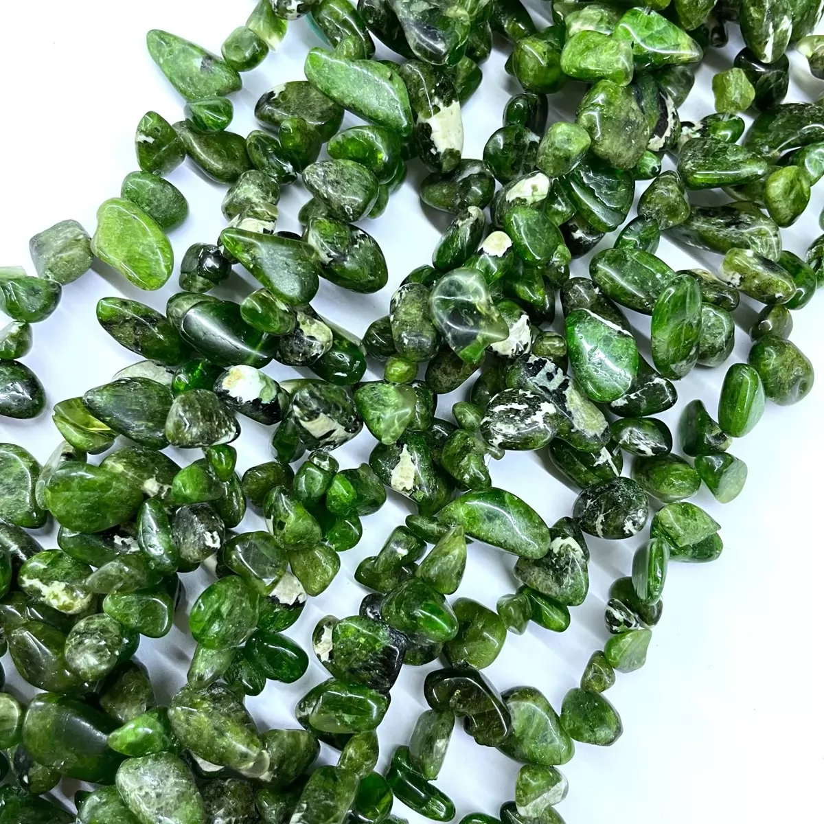 Russia Green Chrome Diopside, Top Drilled Drop Style Chips, Approx 8-10mm x 12-14mm Approx 380mm