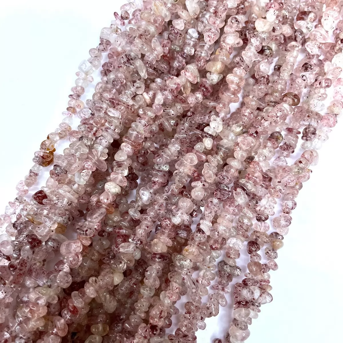 Strawberry Quartz, 32'' Chips, Approx 3-5mm