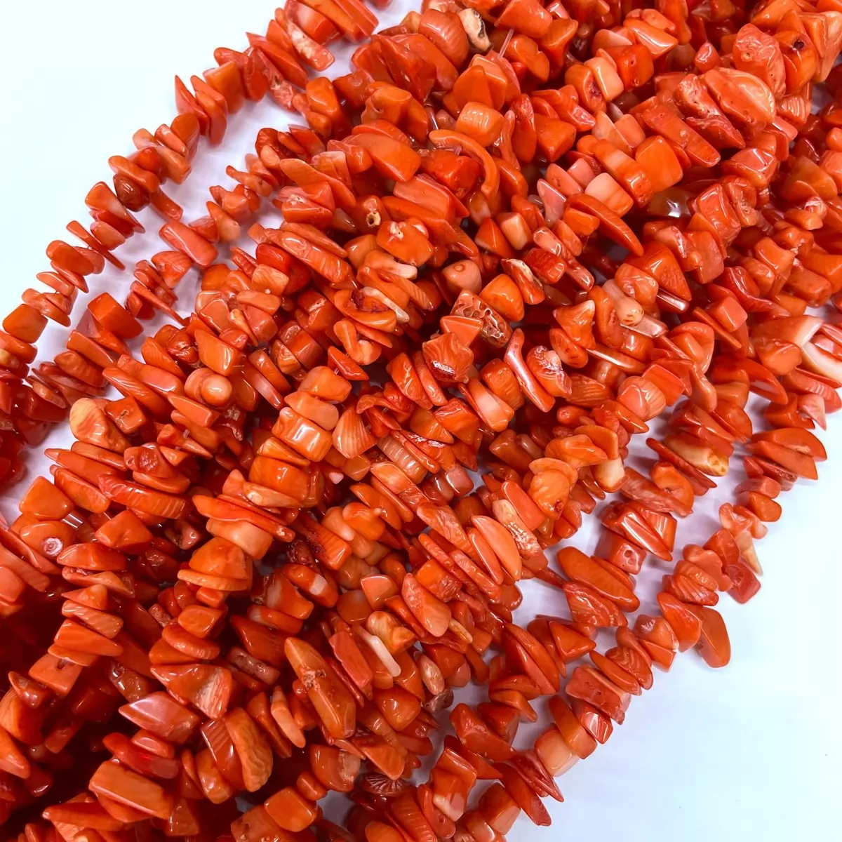 Orange Coral, 32'' Chips, Approx 5-8mm