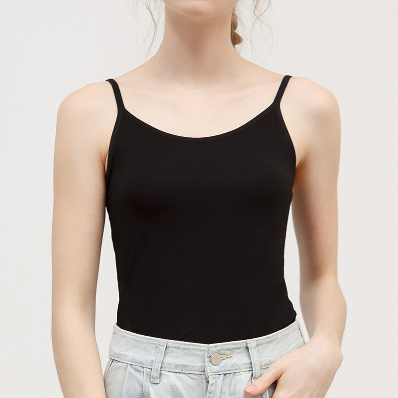 In summer, wear a bra with a bra pad inside, a short shoulder strap outside, a suspender vest for women VS55 /069