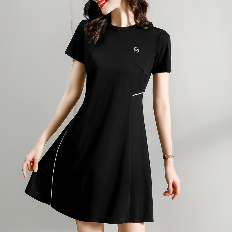Casual dress Women's A-line skirt Medium length short sleeve sports skirt 070/ S8220235